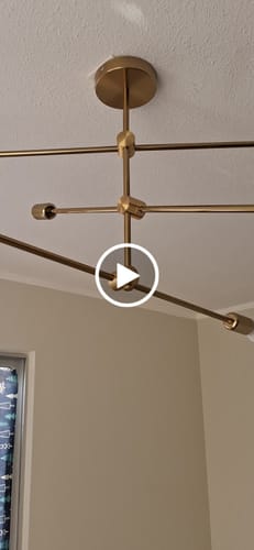 Customer video review of Lampara Modelo GAIA Techo Nordica Dorada 6 luces