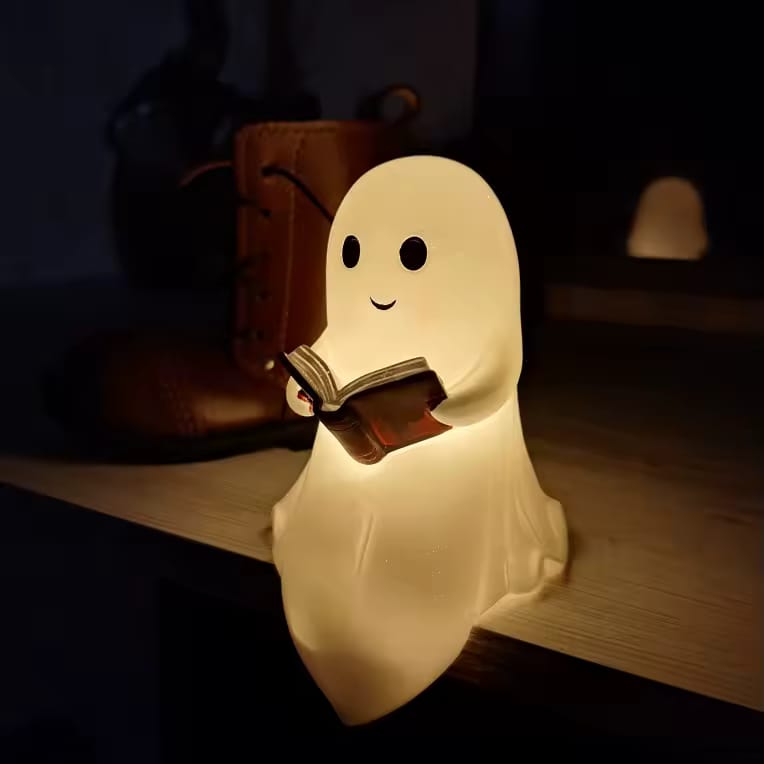 Customer photo review of Niedliche Geist Leselampe – 3D LED Nachtlicht & Deko