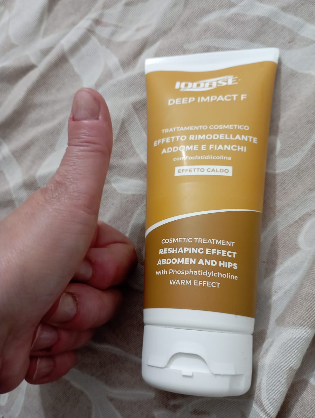 Customer photo review of Crema rimodellante addome e fianchi