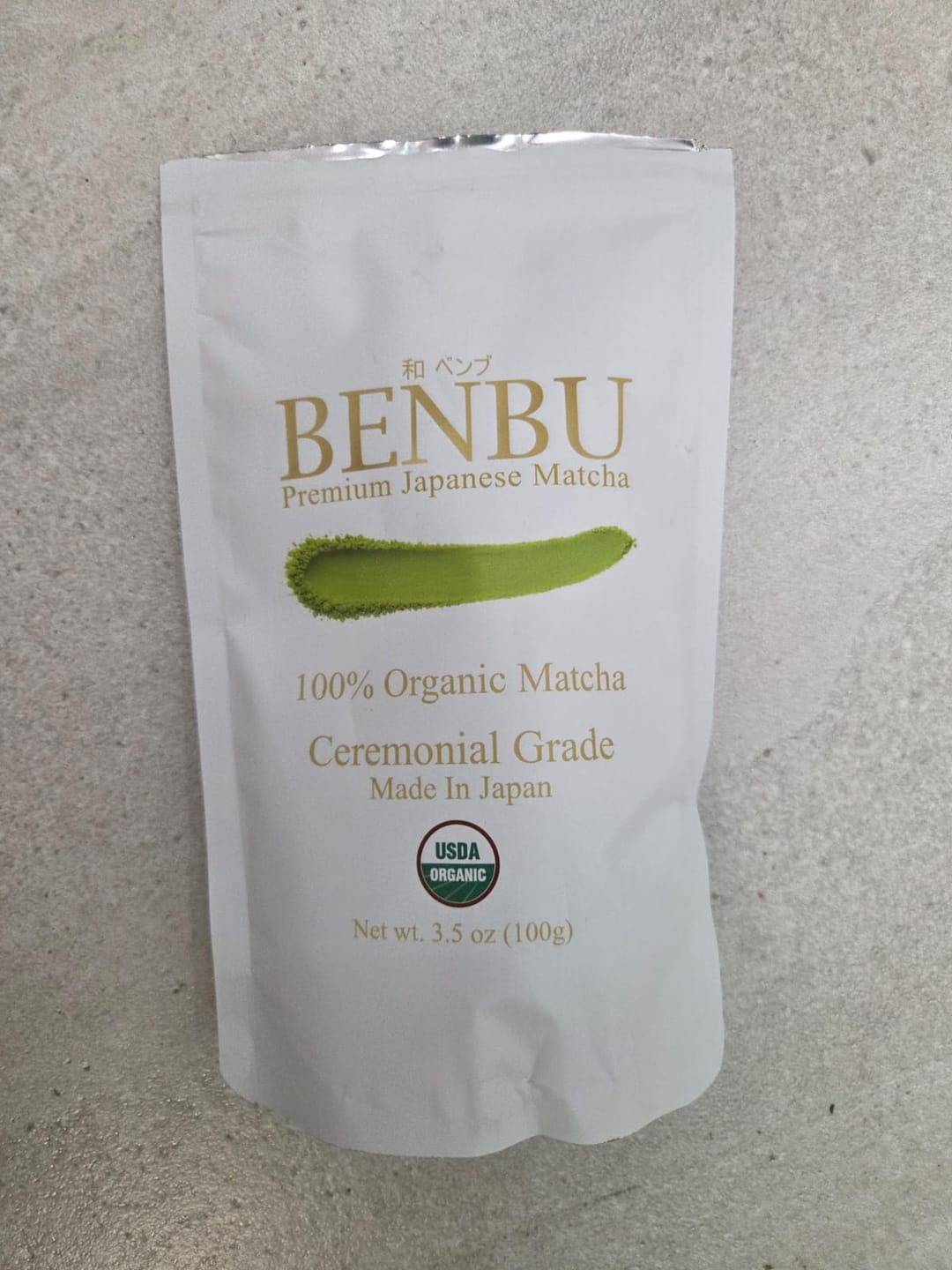 Customer photo review of BENBU Organic Matcha - Premium 100% Organic Japanese Matcha Powder 3.5 oz (100g) Bag
