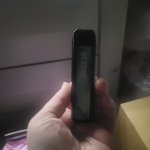 Customer photo review of Breeze Pro Disposable Vape