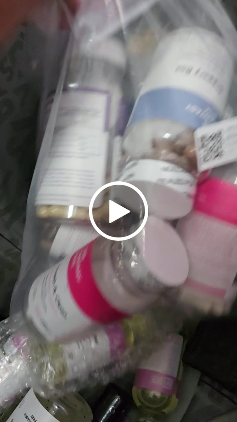 Customer video review of Her Fantasy Box Renew Her Booty & Kitty Oil - 3 pk