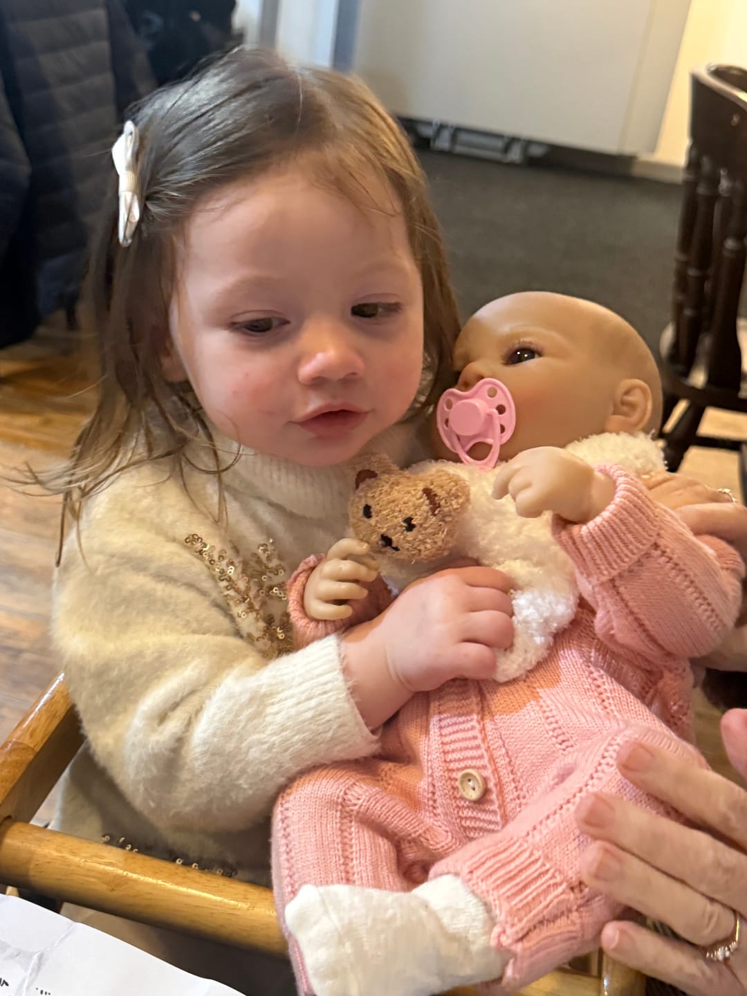 Customer photo review of Ava - Lifelike Reborn Baby Doll (20")