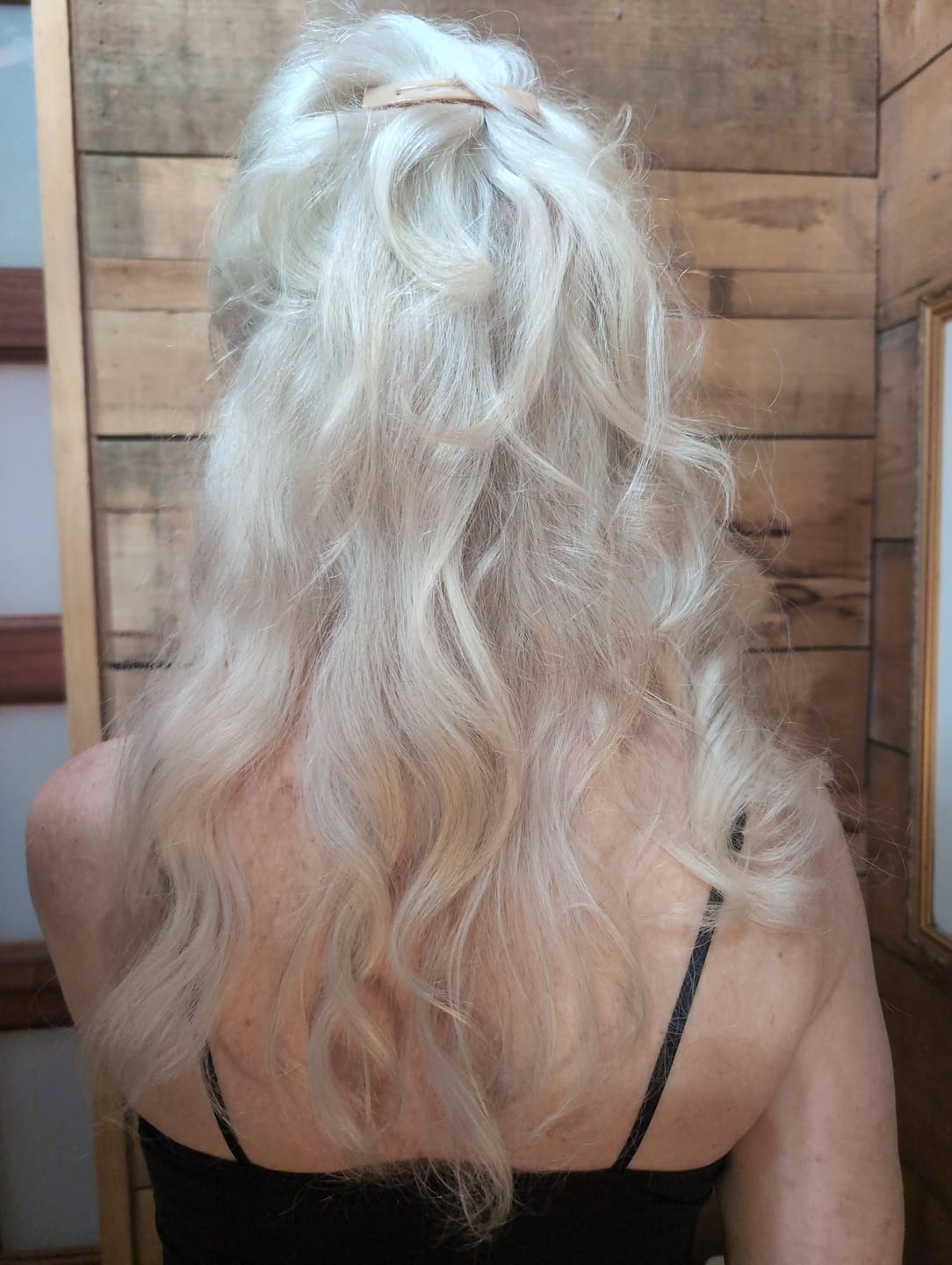 Customer photo review of Weightless Shampoo Refill