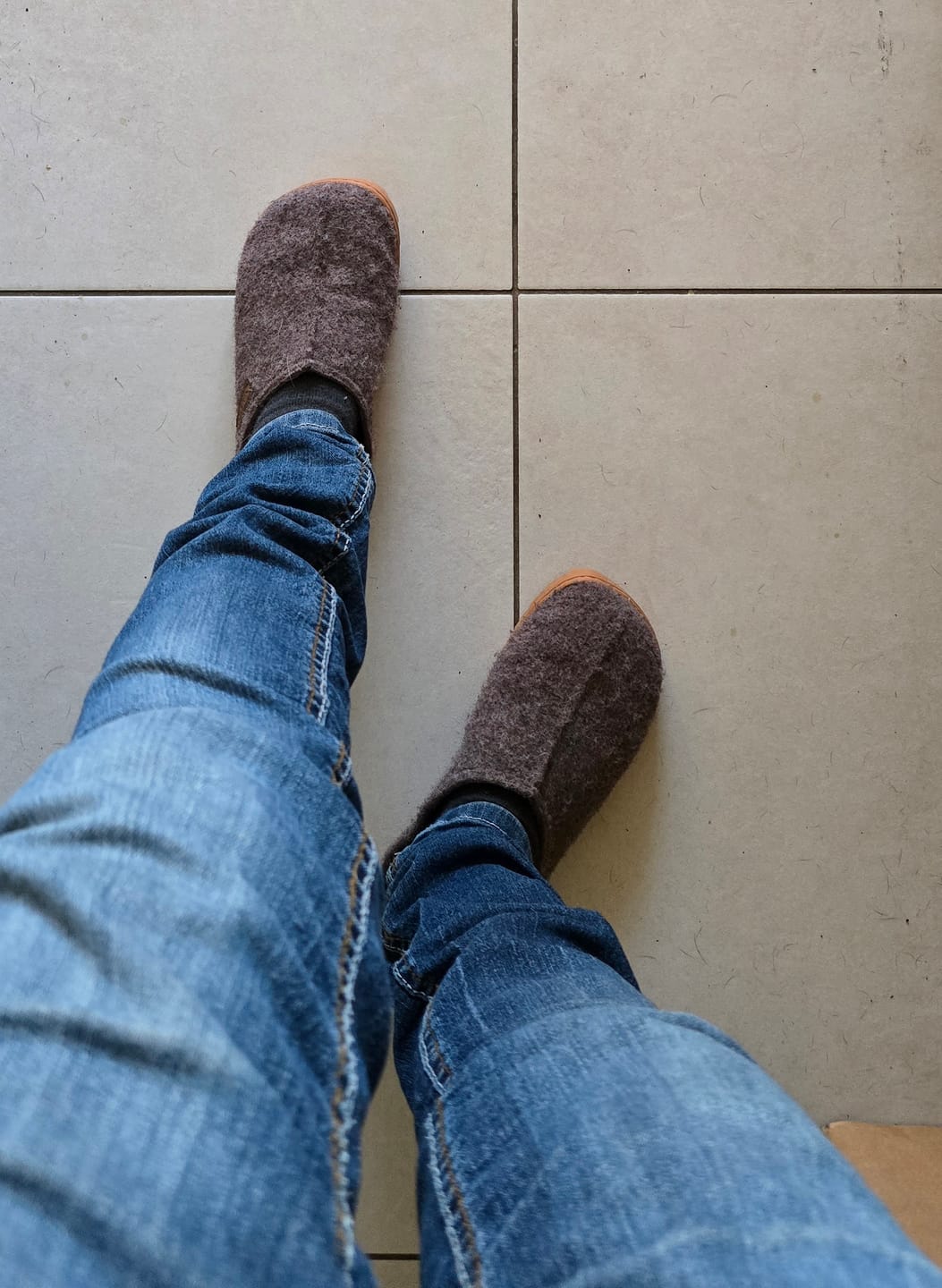 Customer photo review of Vaistoa Toive | Felt Barefoot Slippers
