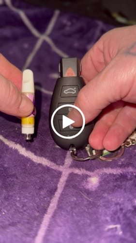 Customer video review of Car Key Penjamin by Smyle™ Labs