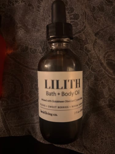 Customer photo review of LILITH Bath & Body Oil