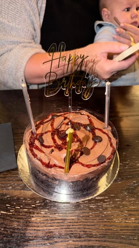 Customer photo review of Same Day Gluten Free Plant-based Chocolate cake