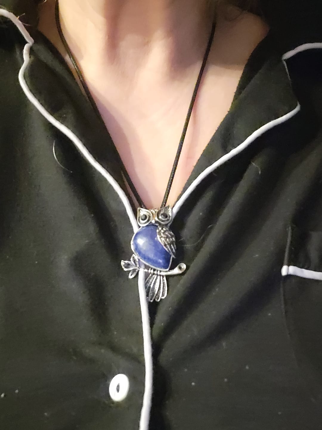 Customer photo review of Collier "Esprit du Hibou" – Guide Intuitif en Pierres de Pouvoir