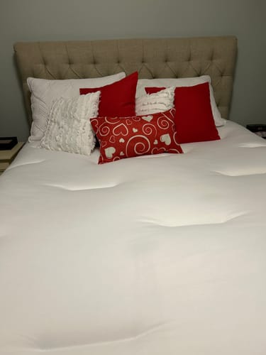 Customer photo review of MarshMellow Comforter