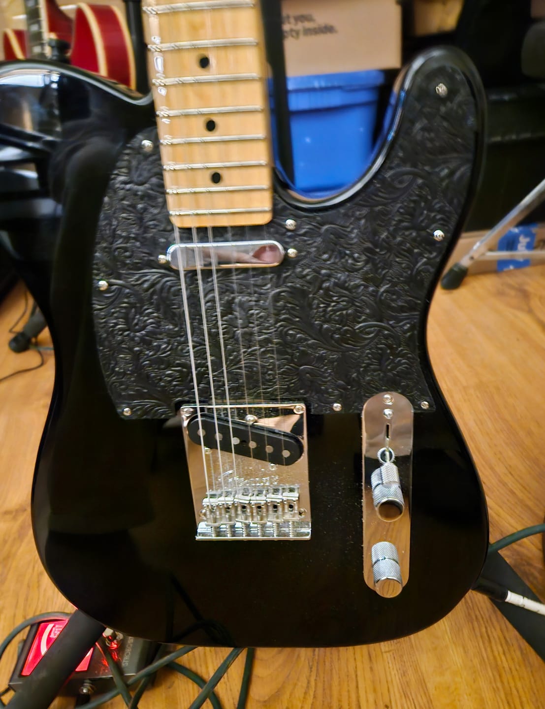 Customer photo review of Fender Telecaster Leather Pickguard - Black
