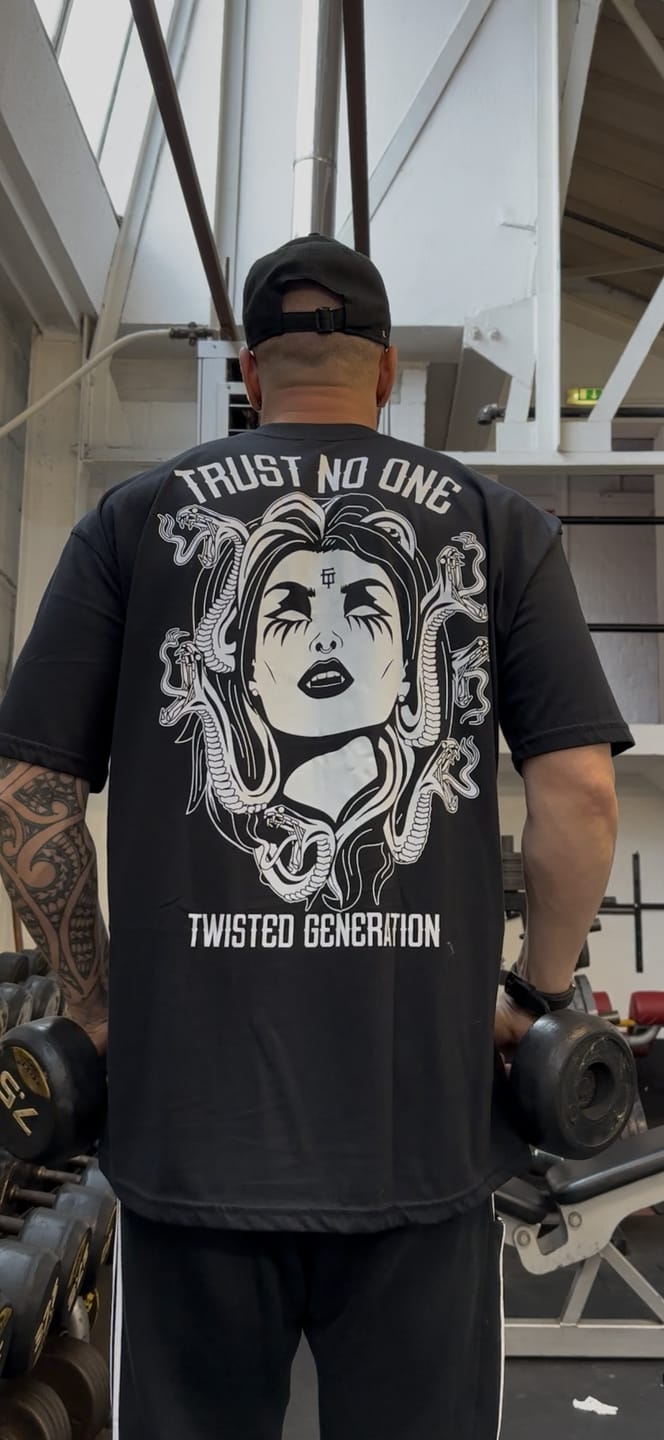 Customer photo review of Medusa Oversized T-shirt