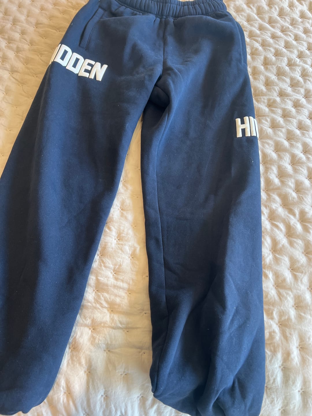 Customer photo review of GATED COMMUNITY CUFFED SWEATPANTS NAVY