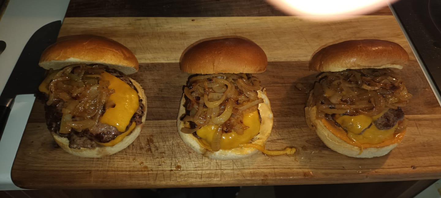 Customer photo review of ALL-T1ME Burger Sauce 500ml