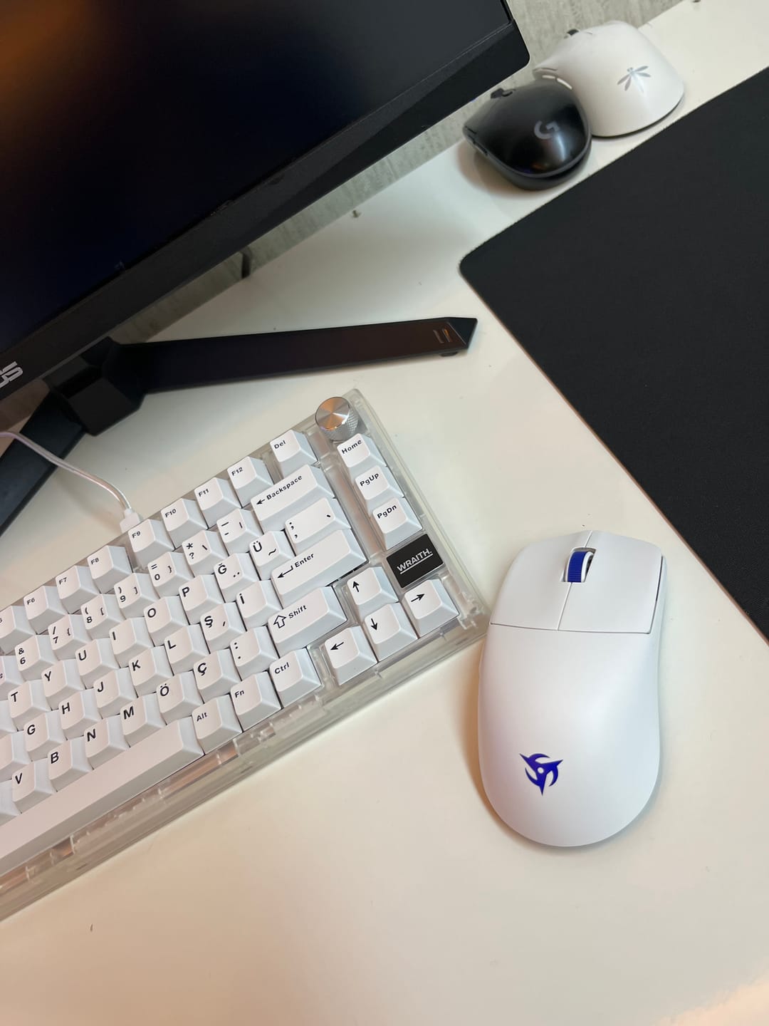 Customer photo review of Ninjutso Sora V2 8K Wireless Mouse