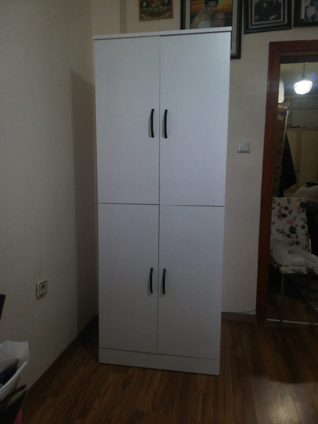 Customer photo review of Rani KD109 Çamaşır Makinesi Dolabı 4 Kapaklı 2 Raflı Banyo Dolabı Beyaz
