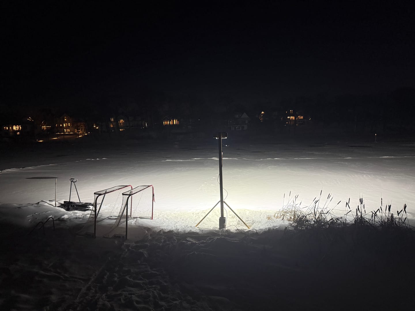 Customer photo review of LED Flood Light - FL5 - 300W - 45,000 LM -  Flood Mount - UL DLC 5.1