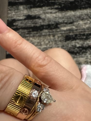 Customer photo review of LOVE RING 3.6MM 1 BIG DIAMOND