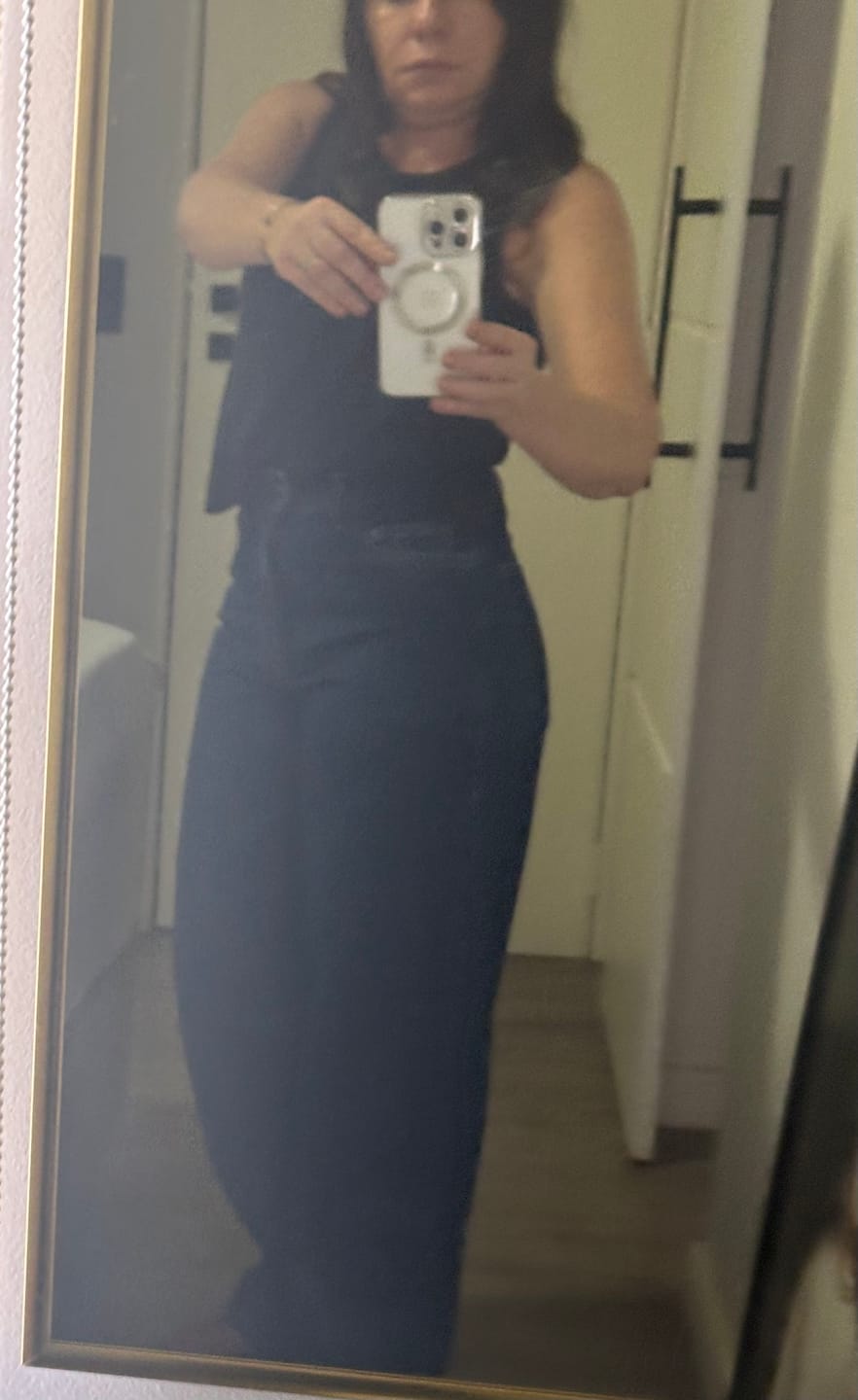 Customer photo review of Calça Jeans Balloon Baobá Azul Escuro