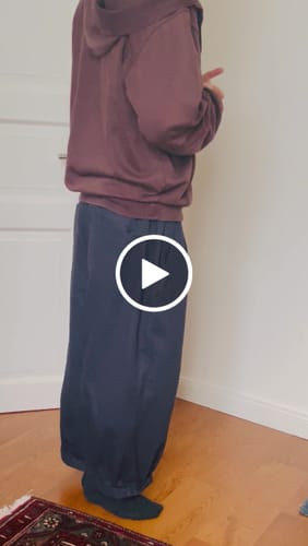Customer video review of Japanese Loose Wide-leg Pants