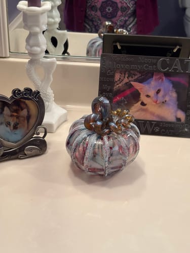 Customer photo review of Purple Jasmine Squat
