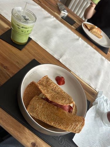 Customer photo review of Premium Ceremonial Matcha - 60g Tin