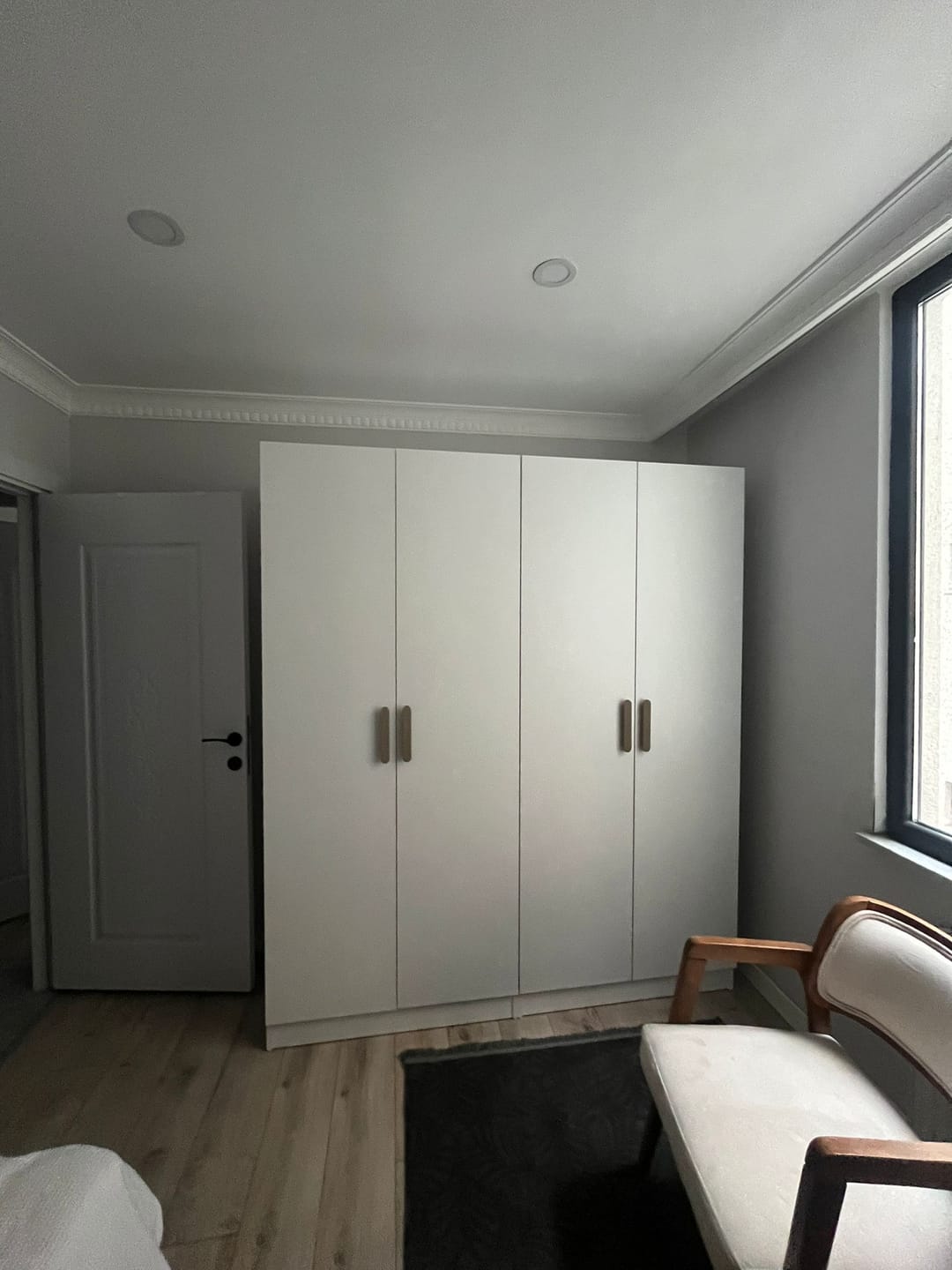 Customer photo review of Rani BA161 Gardırop 2 Kapaklı 2 Raflı Elbise Dolabı Beyaz