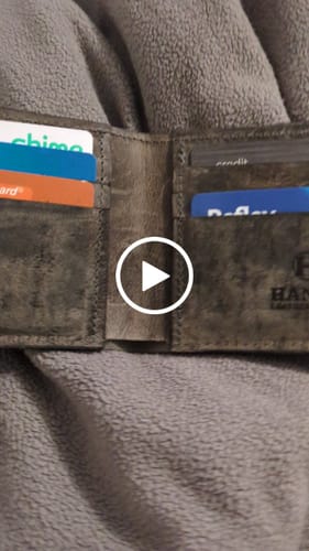 Customer video review of Tahoe Bifold