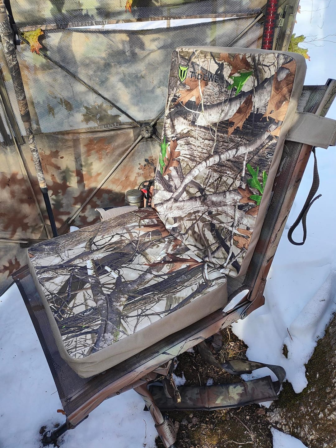 Customer photo review of Hunting Heated Seat Cushion, Self-Supporting Water Resistant, Tree Stand, Warm Portable Seat Pads for Hunting, Camping, Fishing(Next Camo G2 & Vista)