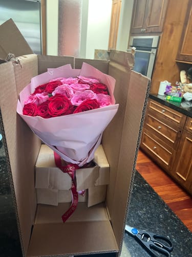 Customer photo review of Red & Pink Rose Bouquet - Valentines