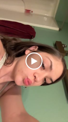 Customer video review of Manga