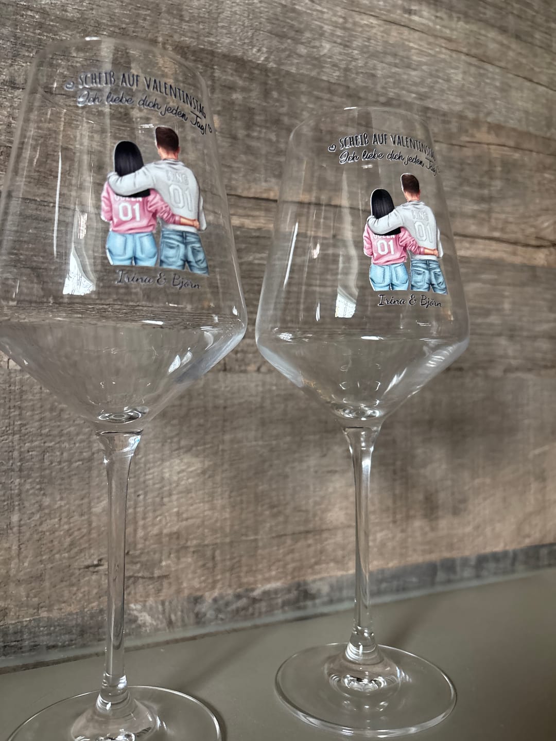 Customer photo review of Jeden Tag - Personalisiertes Weinglas für Paare zum Valentinstag
