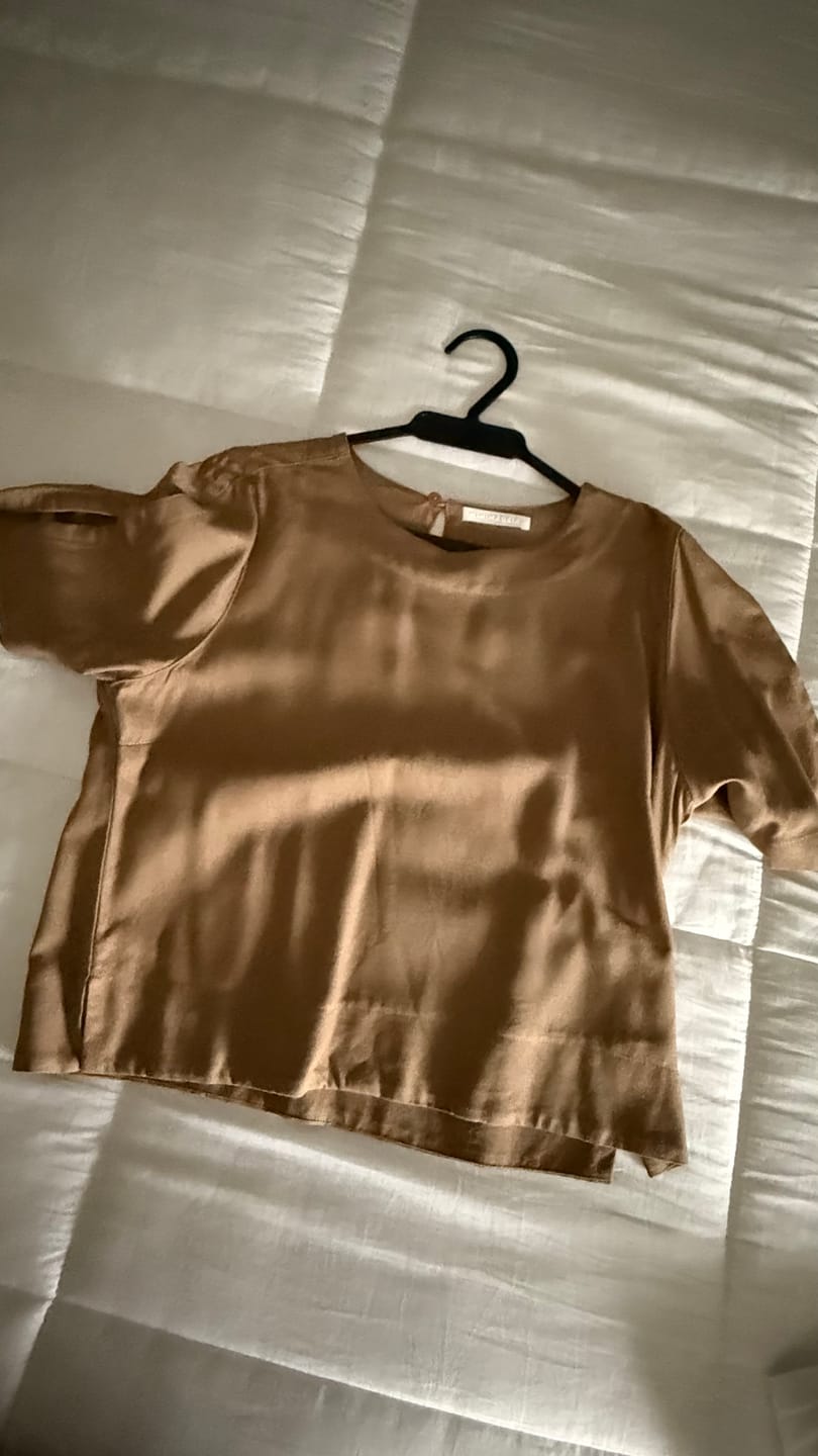 Customer photo review of Blusa Tulipa Marrom Claro
