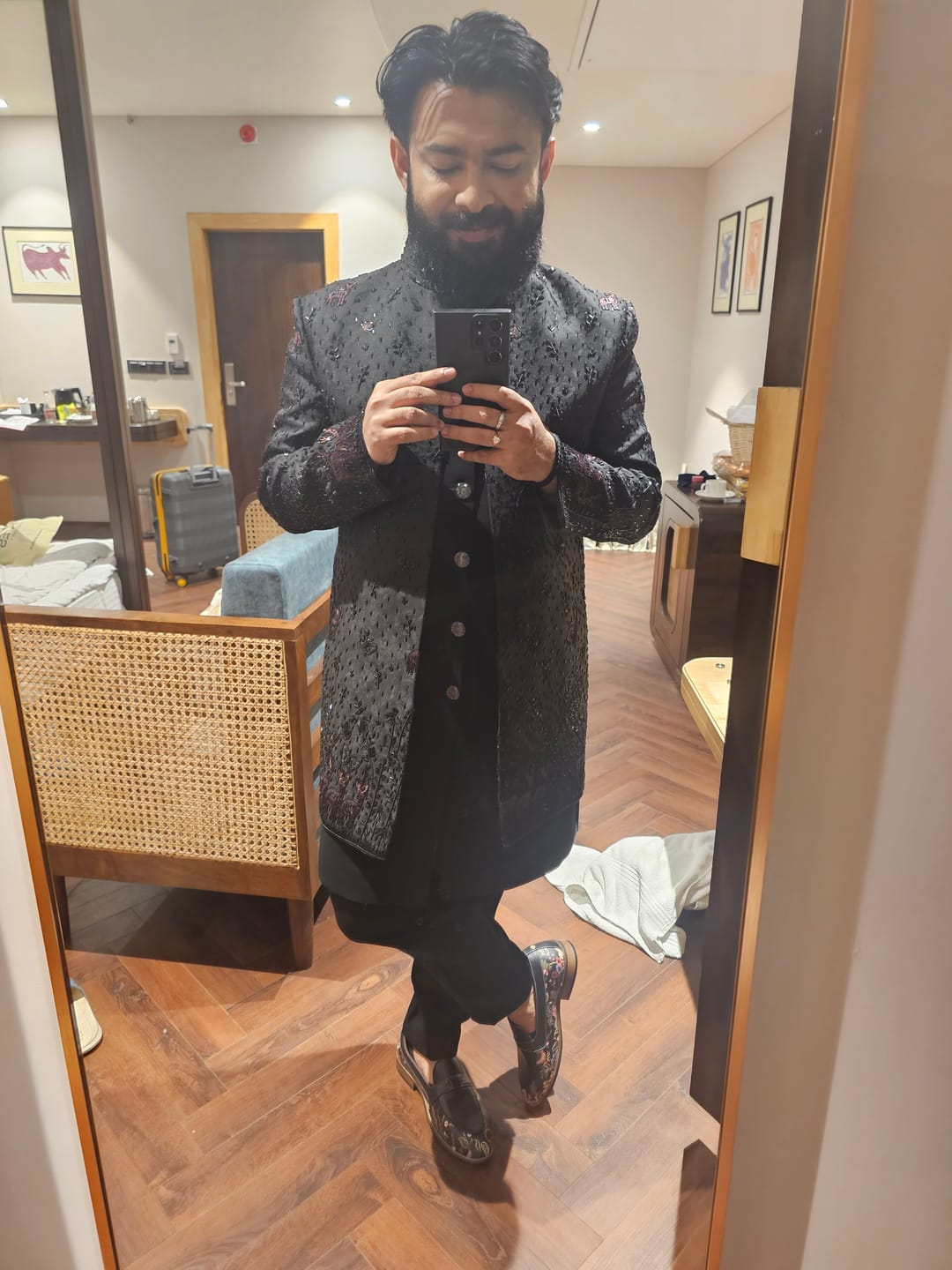 Customer photo review of Bageecha Loafers Men – Coal