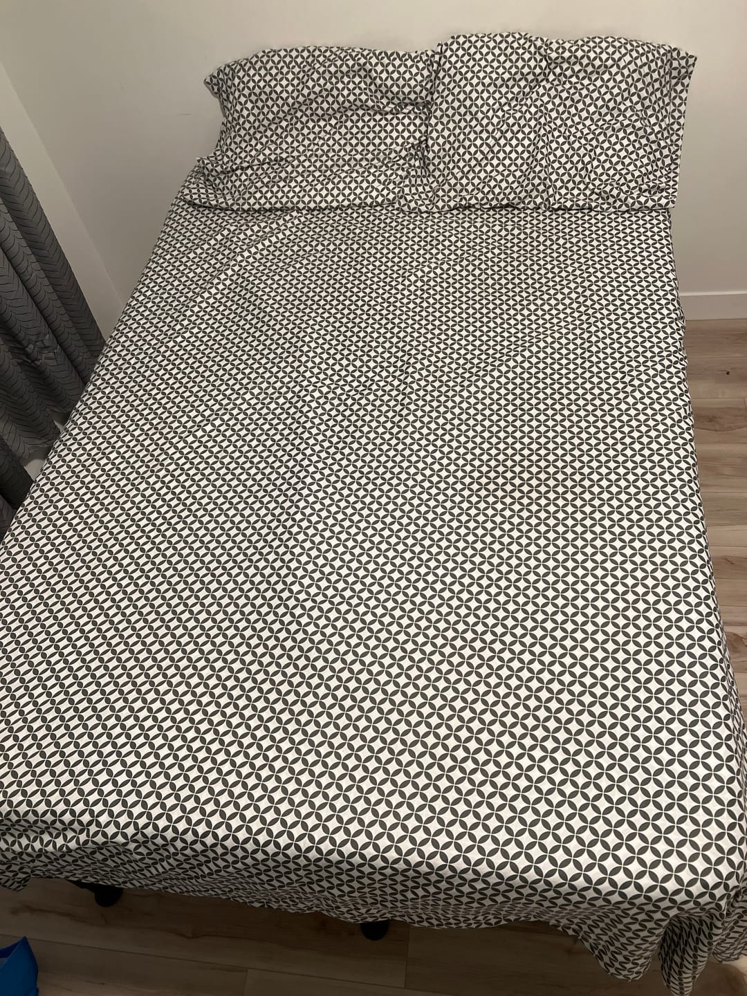 Customer photo review of RFT-2025-213 - DOUBLE BED SET - INCL MATTRESS, BOXSPRING, PROTECTOR, BED LEGS, DELIVERY, SETUP