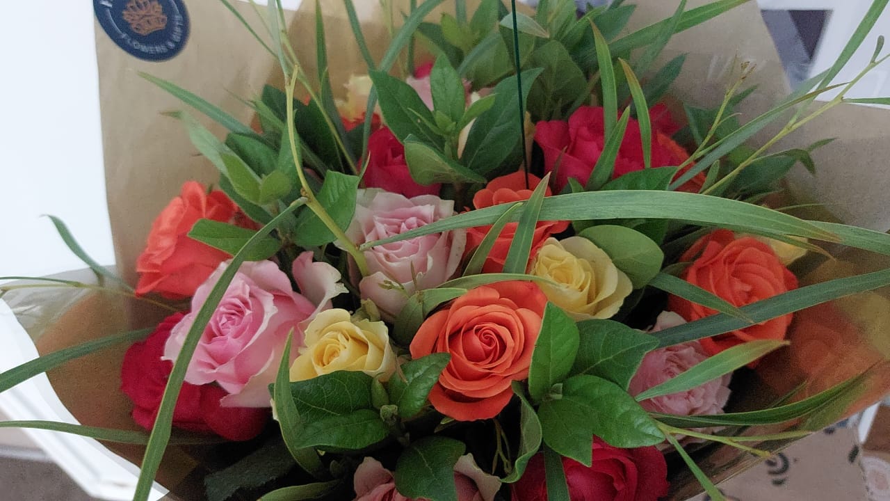 Customer photo review of Mixed Rose Bouquet