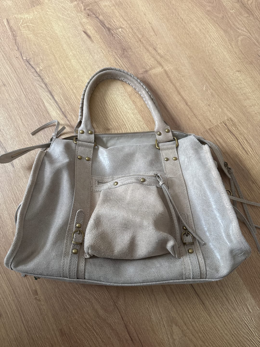 Customer photo review of It girl bag Cremé