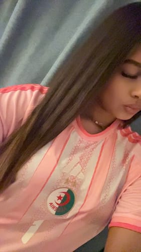 Customer photo review of Maillot 25/26 Algérie  Spécial rose A