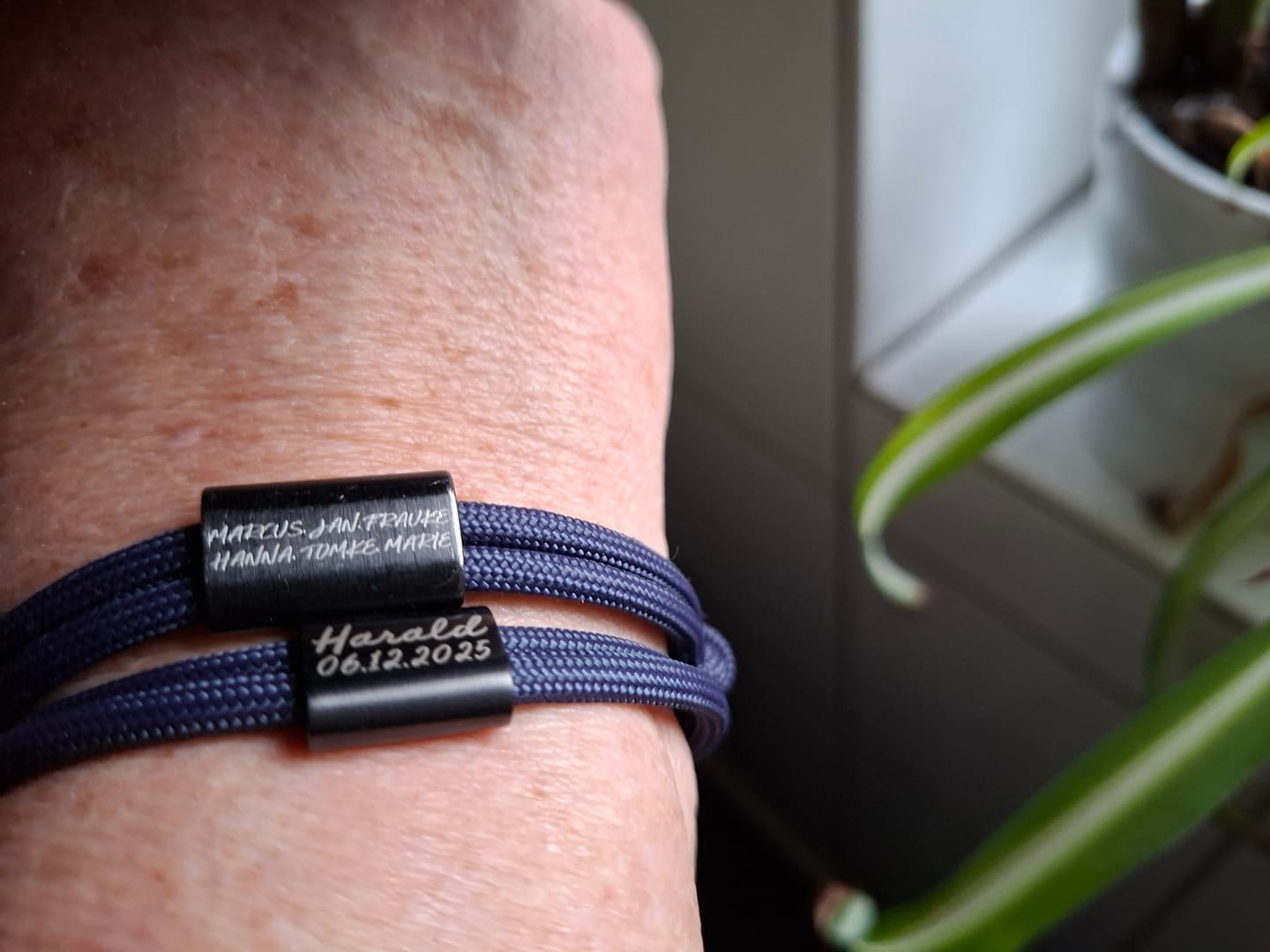 Customer photo review of Gravur Armband WUNSCHGRAVUR