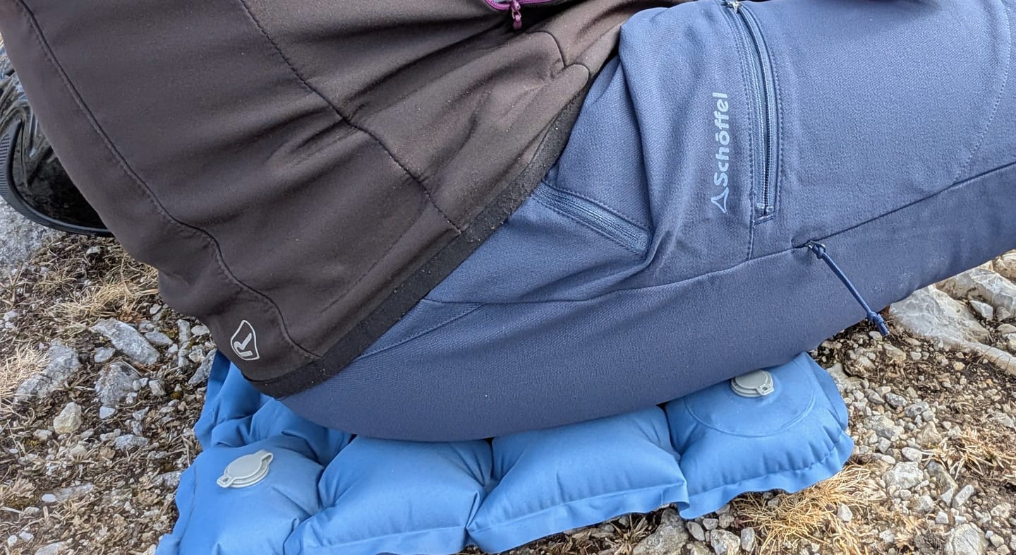 Customer photo review of Ultraleichtes & kompaktes Sitzkissen - jederzeit komfortabel sitzen