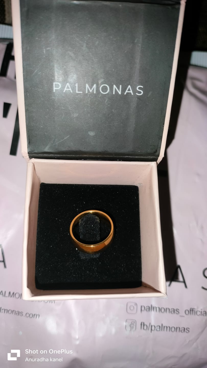 Customer photo review of Bold Gleam Classic Dome Ring