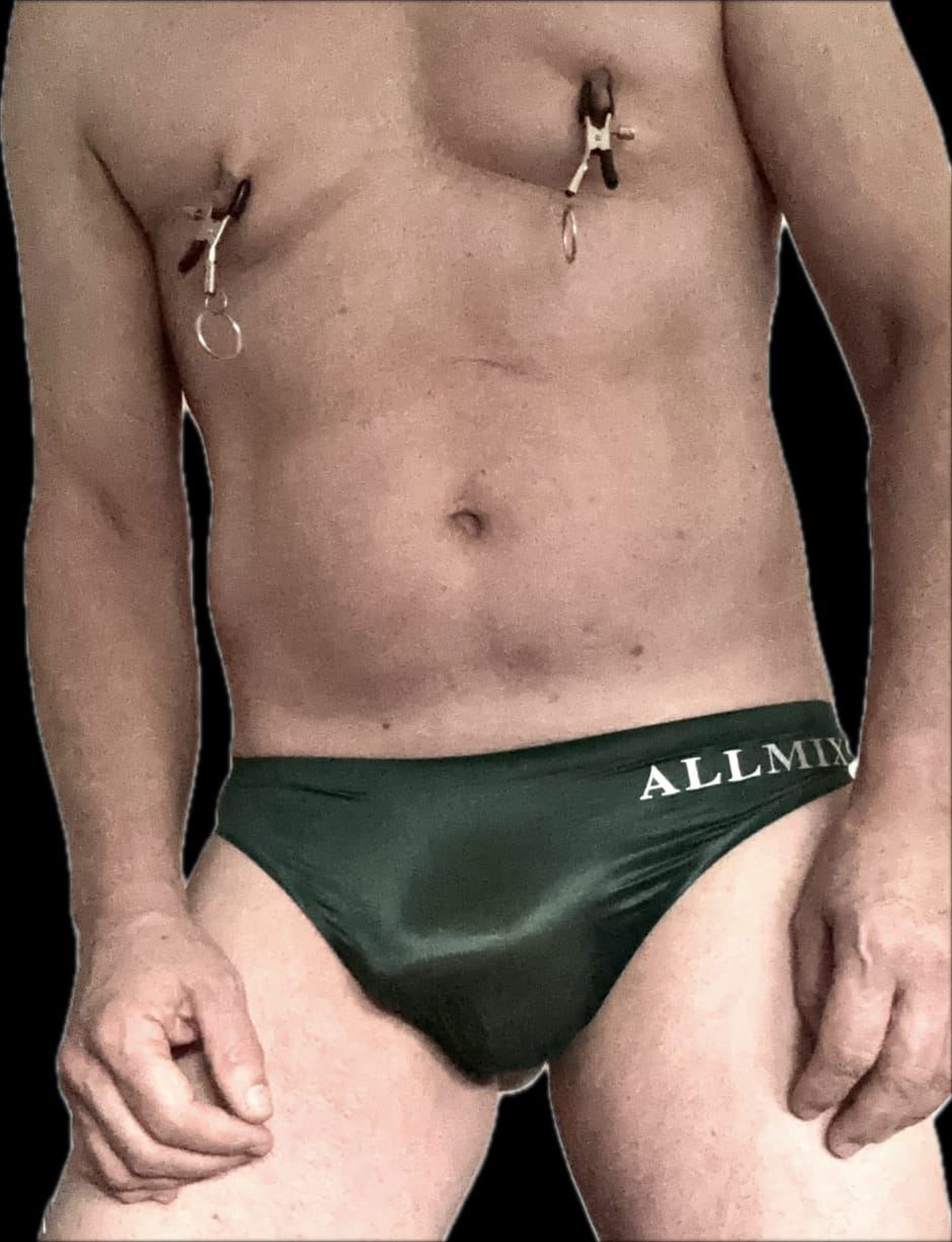 Customer photo review of 4 Pack ALLMIX Men's Sexy Seamless T-back Thongs