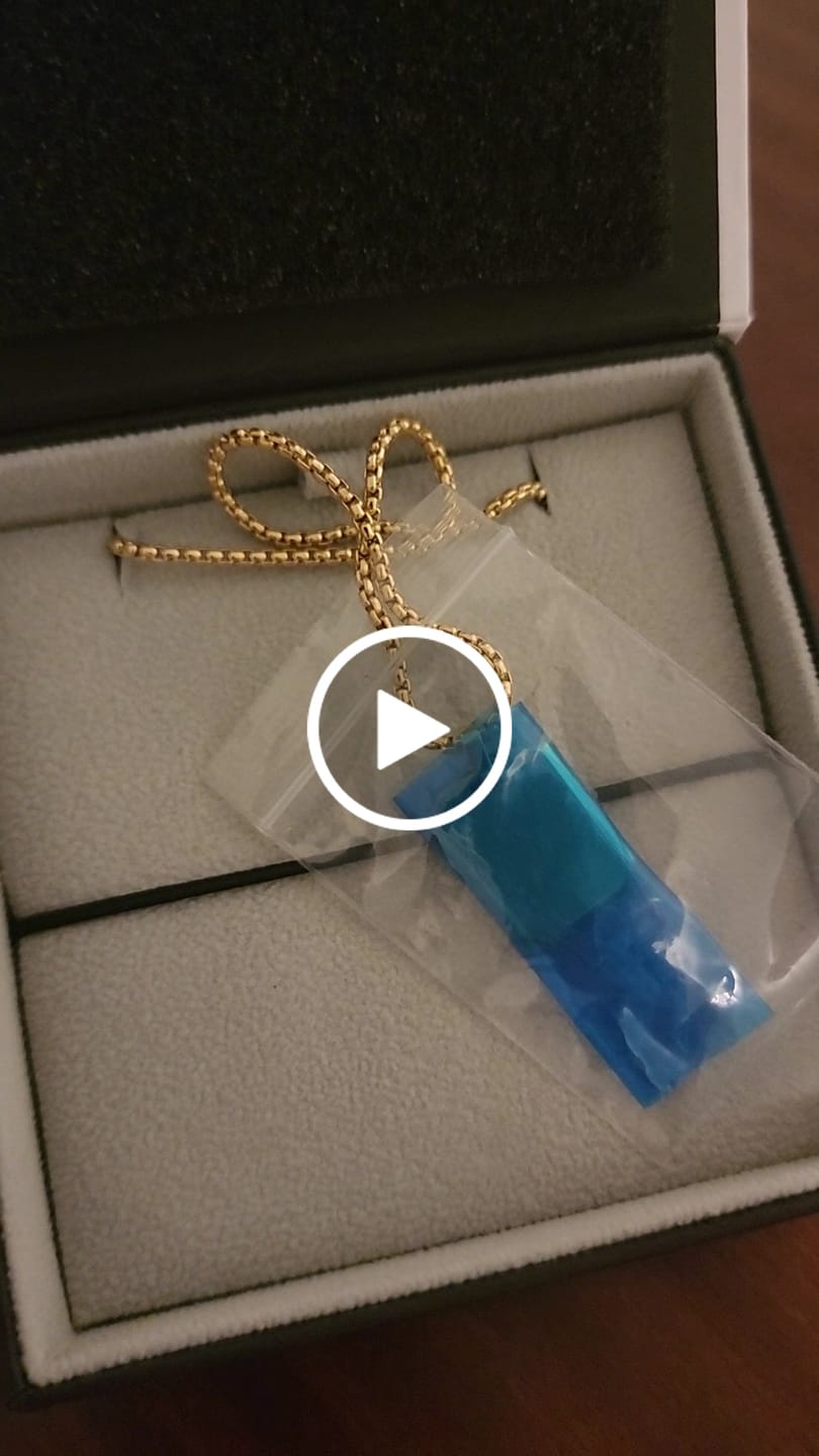 Customer video review of Mini Matte Modern Dog Tag