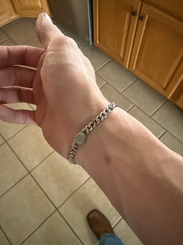 Customer photo review of (FREE W/ $100+ ORDER) Silver Cuban Bracelet