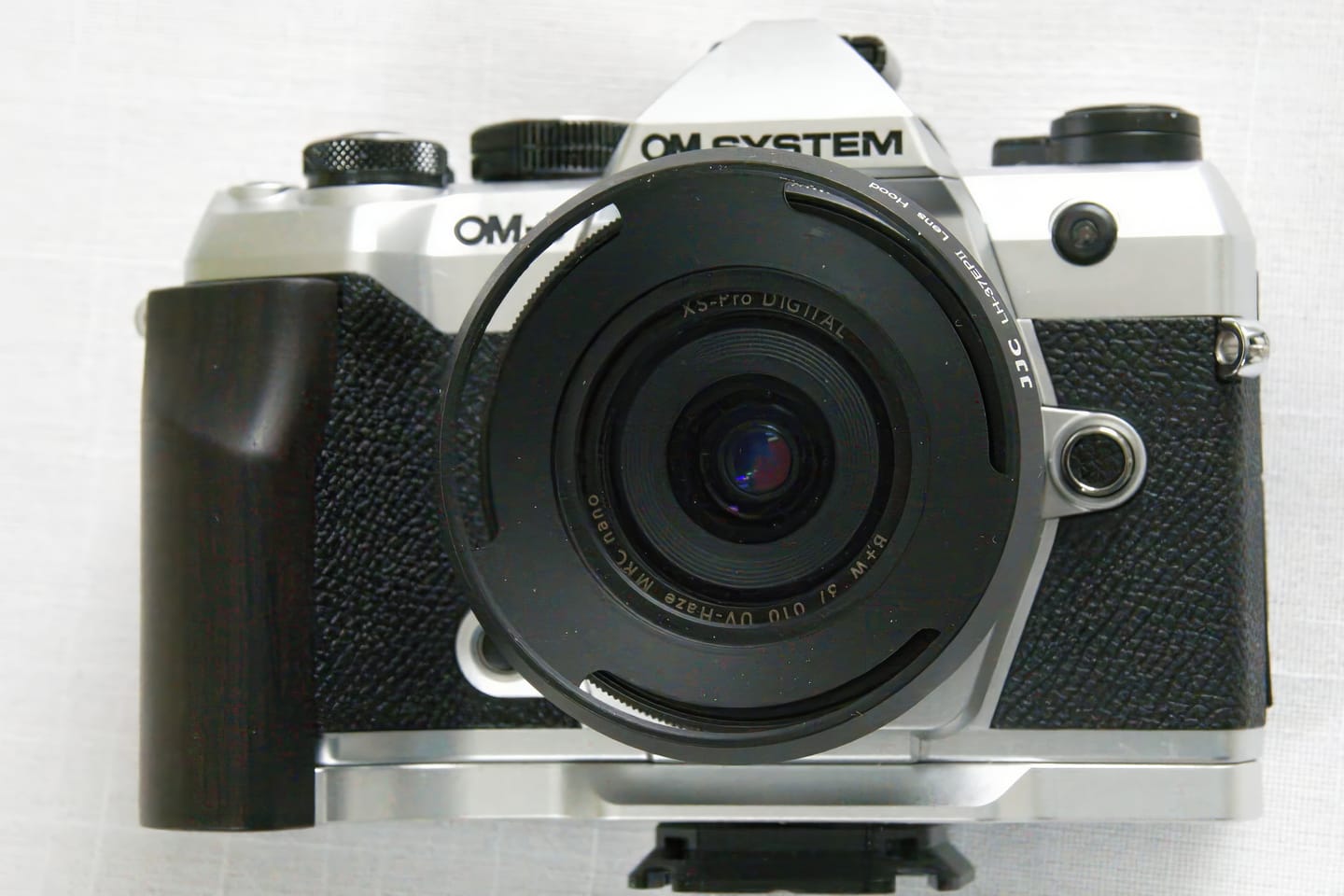 Customer photo review of OM-System OM5II Grip Wood YW Design (OM-5 Second Generation)