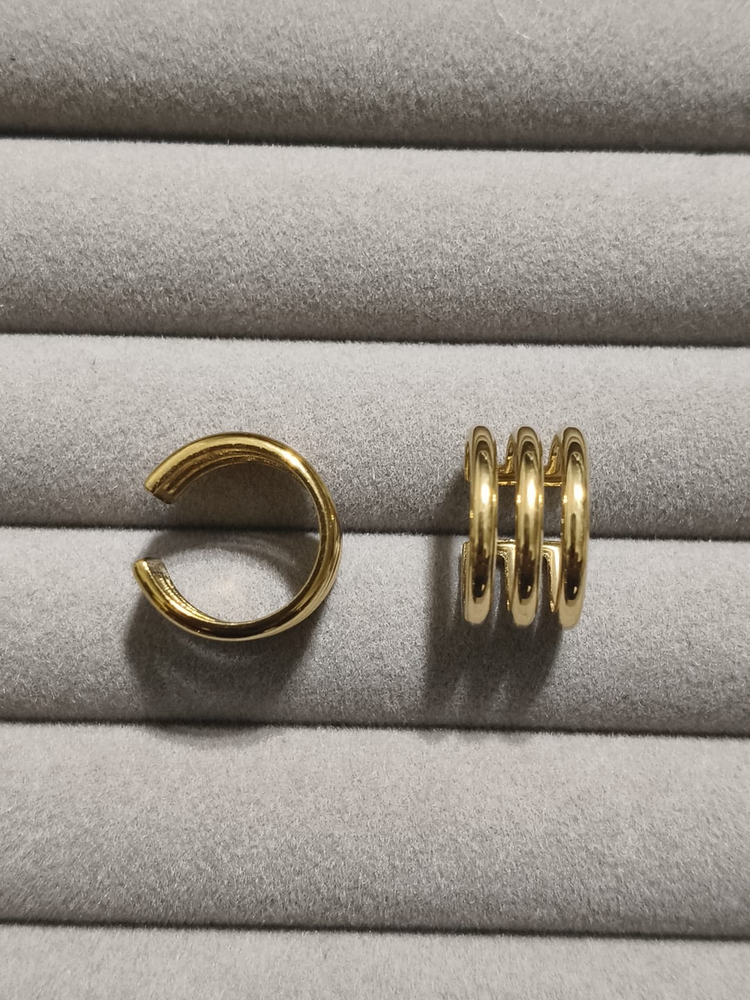 Customer photo review of Ear Cuff Triple