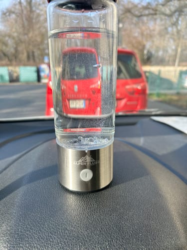 Customer photo review of Die verbesserte Wasserstoff Wasserflasche ''HydroVive 2.0'' - Von Ärzten geprüft und empfohlen