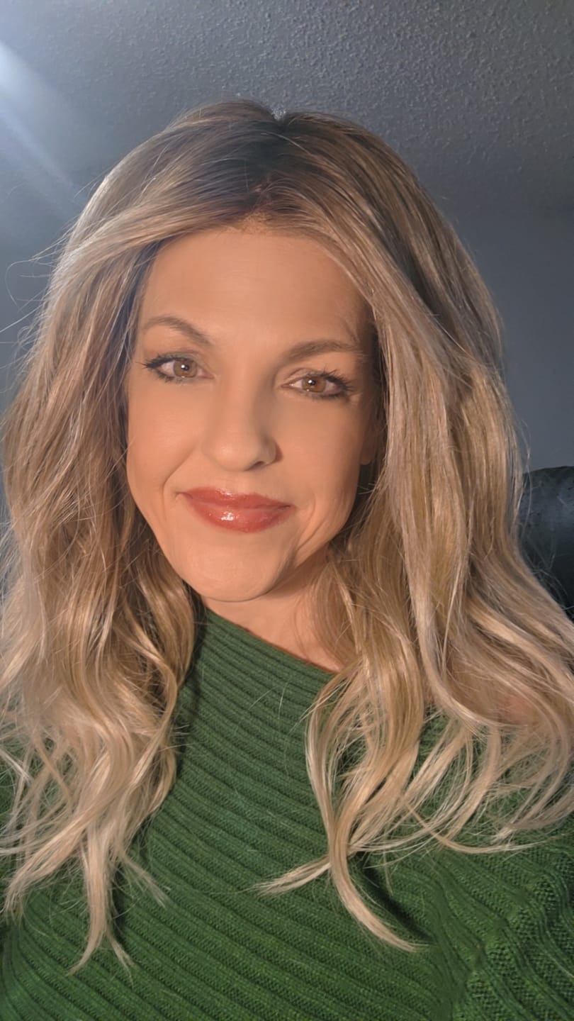 Customer photo review of LIVING LEGEND - Sandy Blonde
