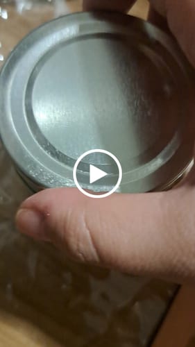 Customer video review of Tarro de vidrio con tapa plateada de 212 ml