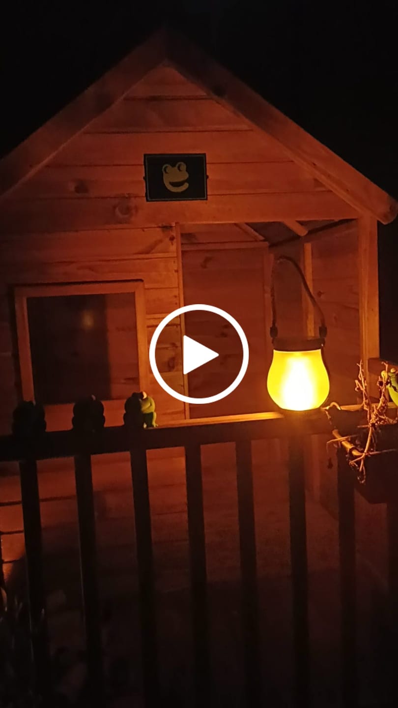 Customer video review of LlamaViva | Farol con Efecto de Fuego Realista